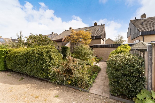 Foto - Te koop: Royale gezinswoning op uitstekende locatie!